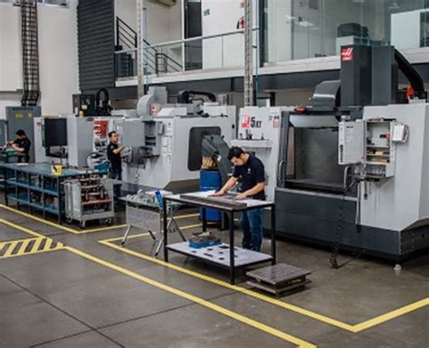 taller cnc|MAQUINADOS INDUSTRIALES CNC .